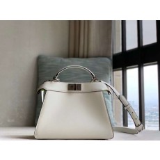 펜디 23 아이코닉 피카부 아이씨유 백 스몰 27x9.5x21cm