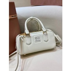 미우미우 5BB142 22x10.5x7.5cm