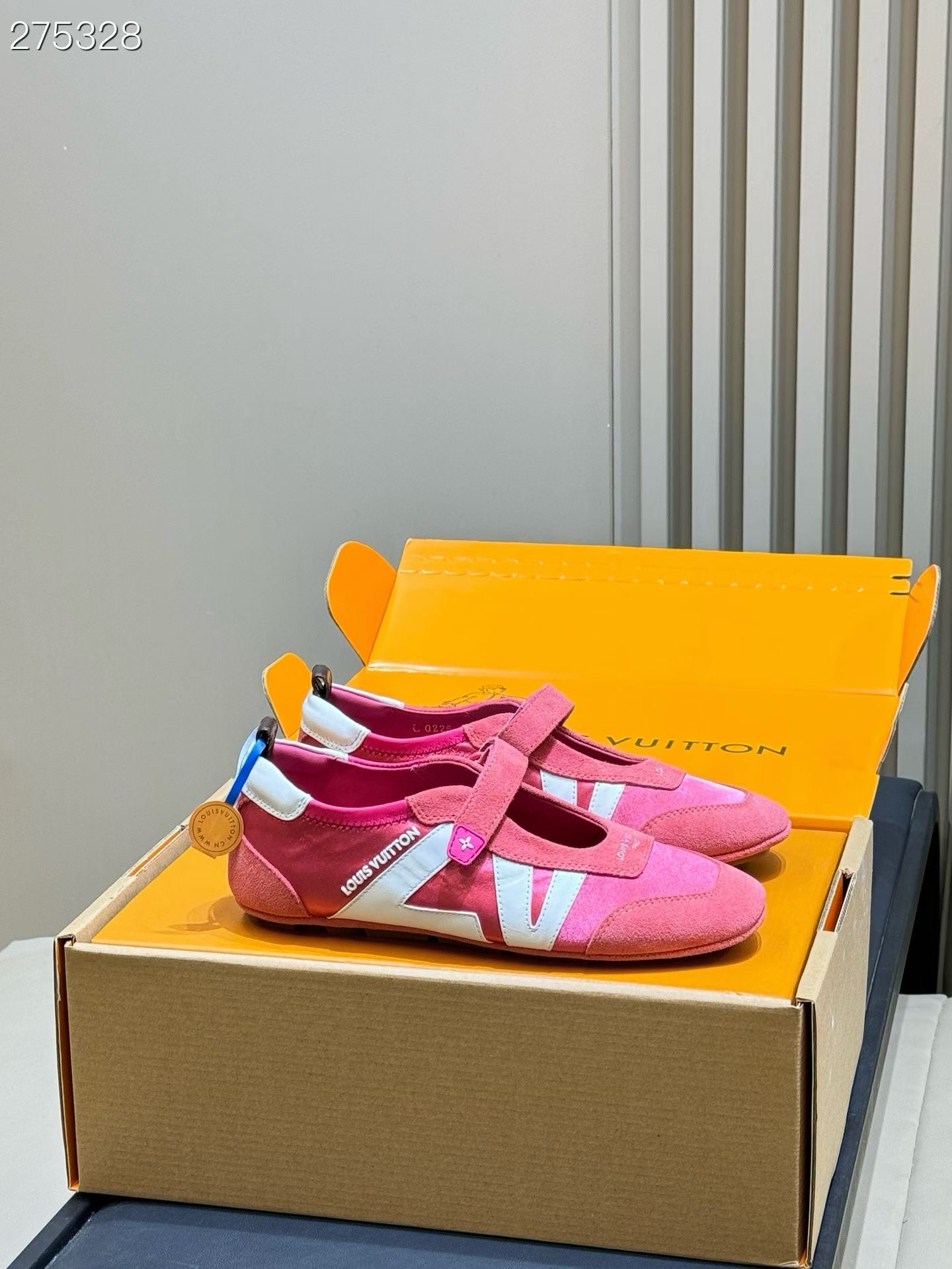 루이비통 26SS 베이비 LV 스니커리나 메리제인